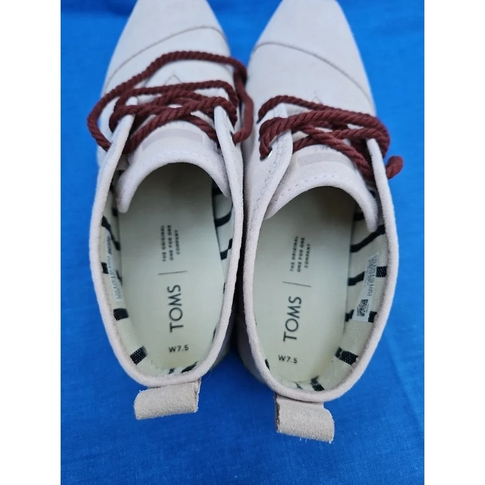 Toms Bota Floral Embroidered Blush Suede Boots Cottagecore Boho Festival 7.5 NEW